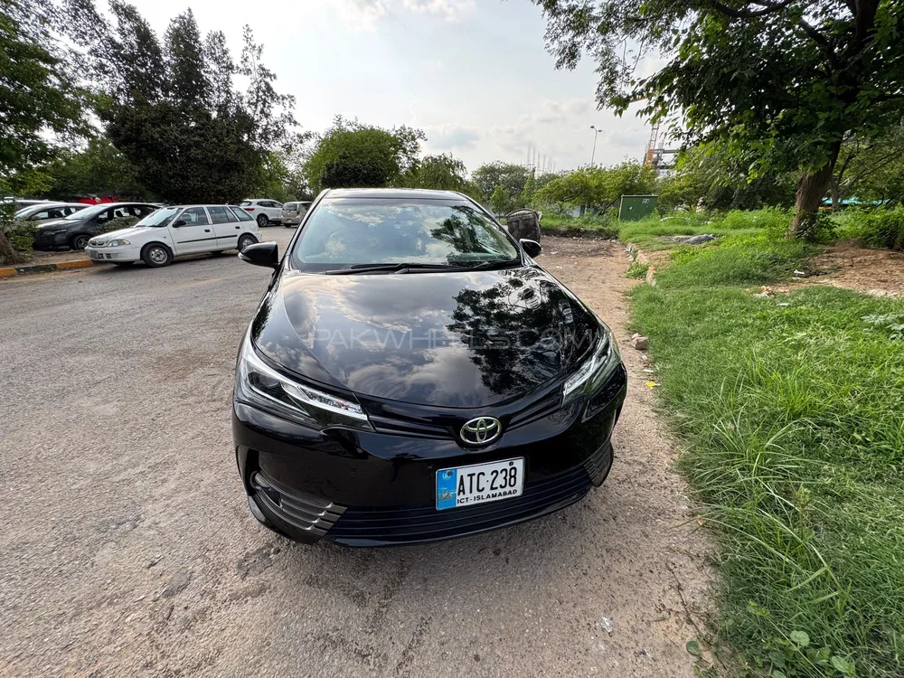 Toyota Corolla 2020 for Sale in Islamabad Image-1