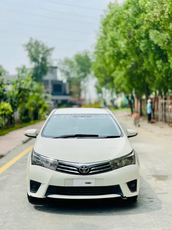 Toyota Corolla 2014 for Sale in Lahore Image-1