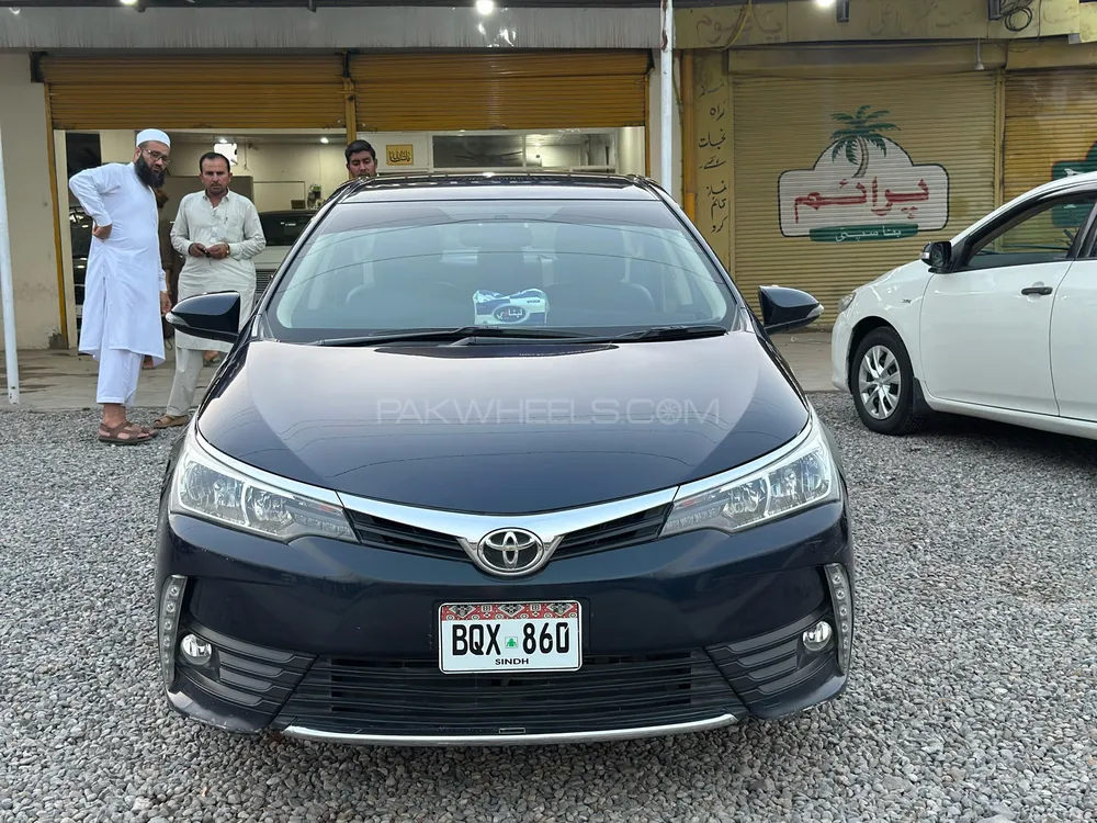 Toyota Corolla 2019 for Sale in Peshawar Image-1