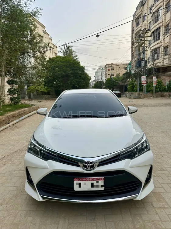 Toyota Corolla 2019 for Sale in Karachi Image-1