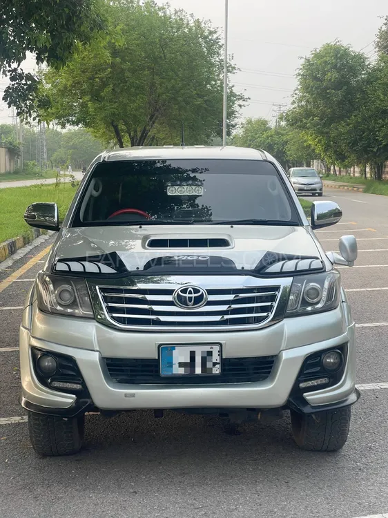 Toyota Hilux 2012 for Sale in Islamabad Image-1