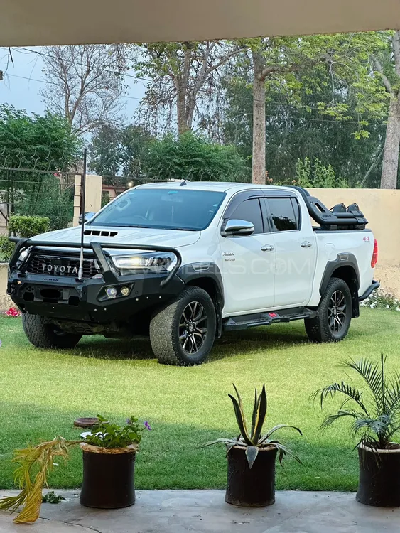 Toyota Hilux 2016 for Sale in Lahore Image-1