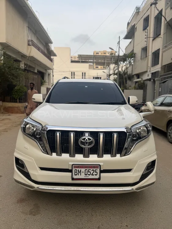 Toyota Prado 2017 for Sale in Karachi Image-1