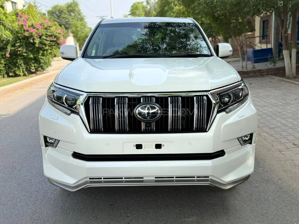 Toyota Prado 2019 for Sale in Multan Image-1