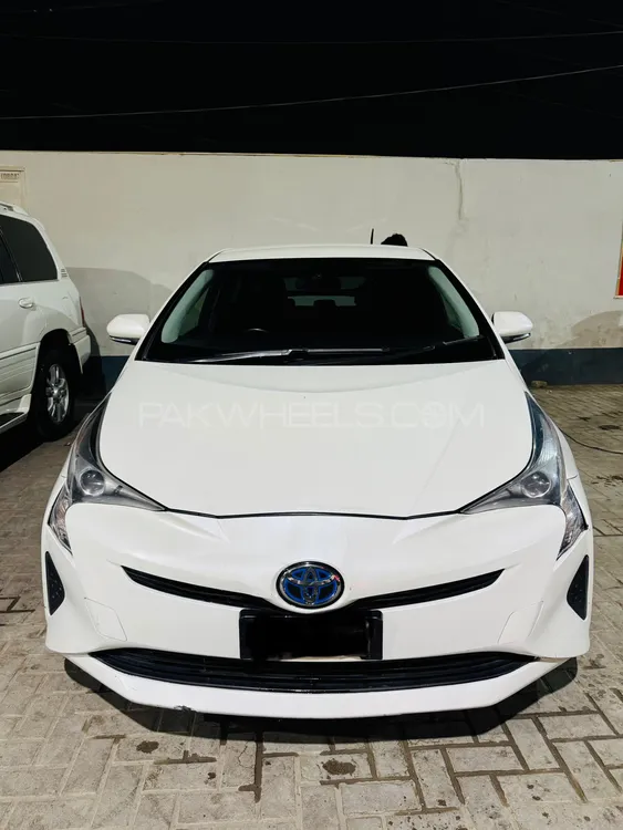 Toyota Prius 2016 for Sale in Quetta Image-1