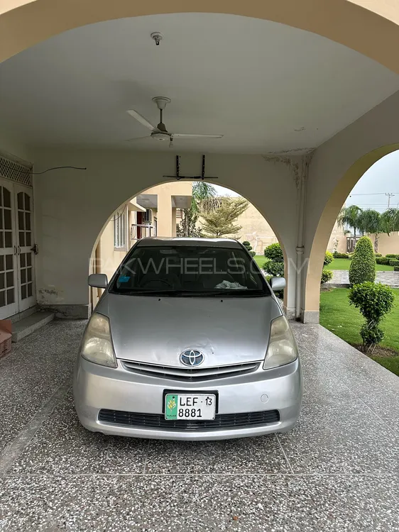 Toyota Prius 2010 for Sale in Wah cantt Image-1