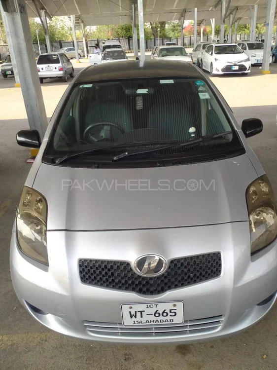 Toyota Vitz 2007 for Sale in Islamabad Image-1