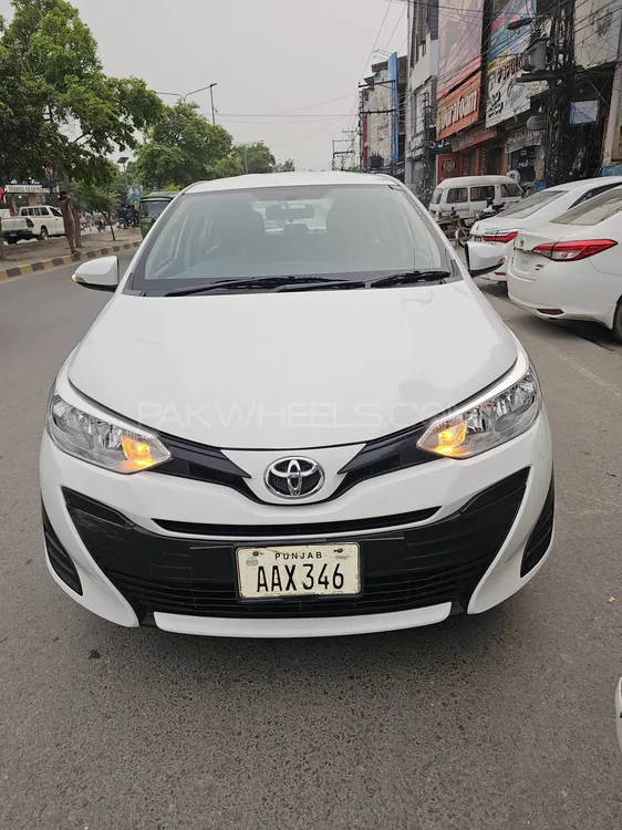 Toyota Yaris Sedan 2020 for Sale in Lahore Image-1