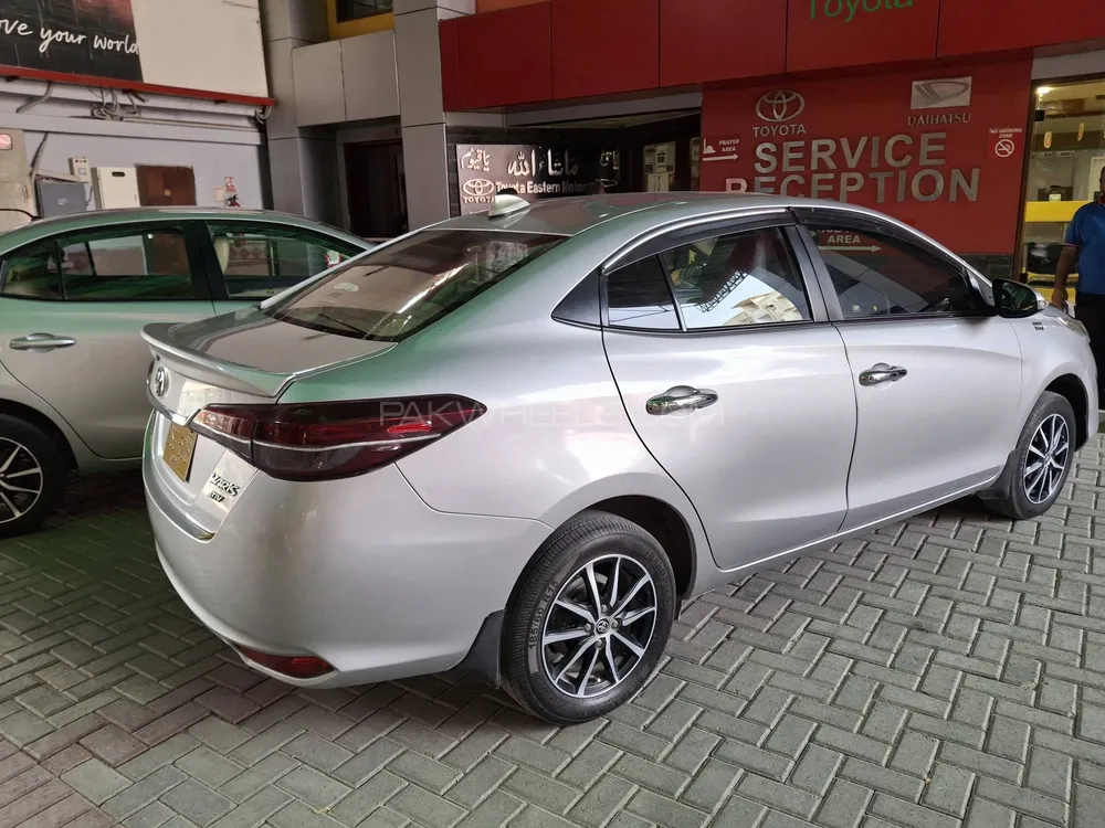 Toyota Yaris Sedan 2020 for Sale in Karachi Image-1