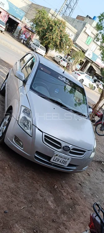 FAW V2 2014 for Sale in Pattoki Image-1