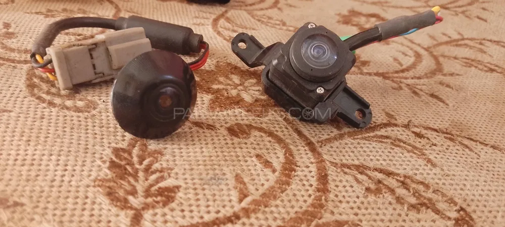grendy ,honda ,rivo ,hilux all fornt n rear cameras Image-1