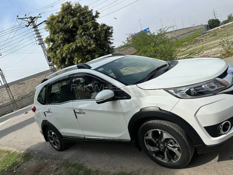Honda BR-V 2018 for Sale in Lahore Image-1