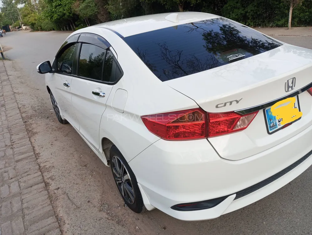 Honda City 2022 for Sale in Peshawar Image-1