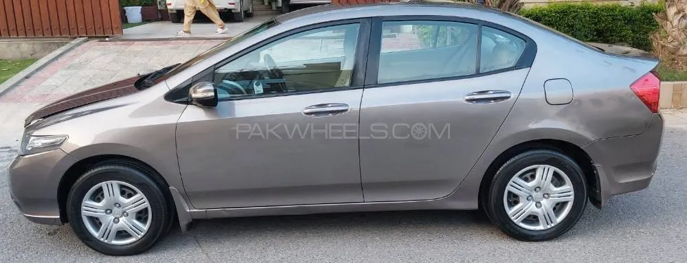 Honda City 2015 for Sale in Islamabad Image-1