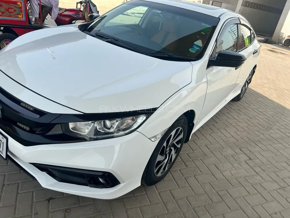 Honda Civic 2017 for Sale in Faisalabad Image-1