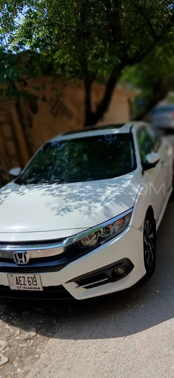 Honda Civic 2017 for Sale in Peshawar Image-1