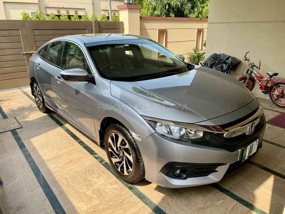 Honda Civic 2018 for Sale in Lahore Image-1