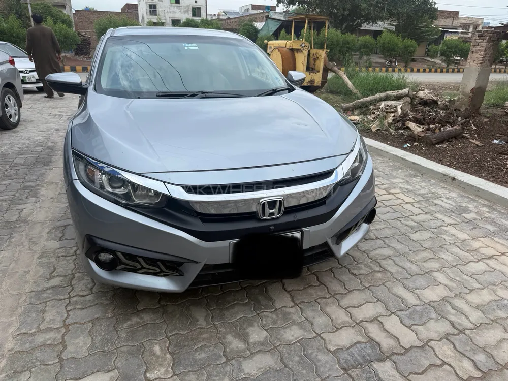 Honda Civic 2018 for Sale in Chichawatni Image-1