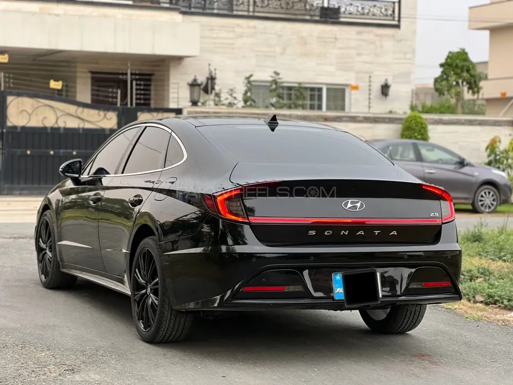 Hyundai Sonata 2021 for Sale in Lahore Image-1