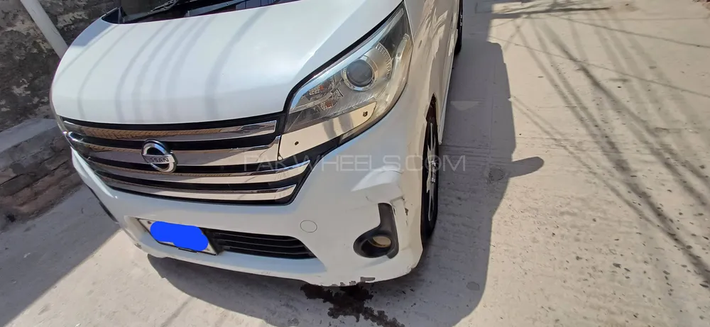 Nissan Dayz Roox 2014 for Sale in Islamabad Image-1