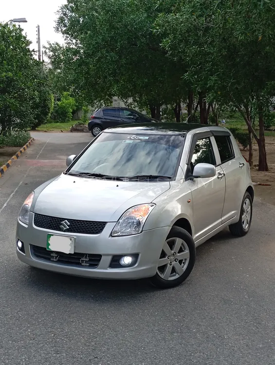 سوزوکی سوئفٹ 2011 for Sale in لاہور Image-1