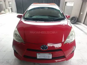 Toyota Aqua S 2013 for Sale