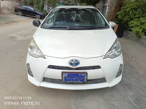Toyota Aqua S 2014 for Sale
