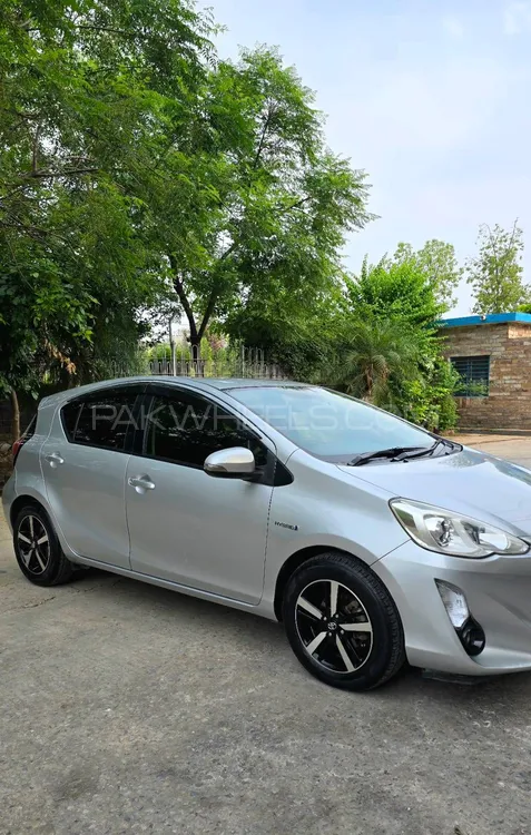 Toyota Aqua 2015 for Sale in Abbottabad Image-1