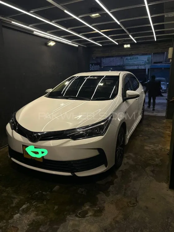 Toyota Corolla 2018 for Sale in Karachi Image-1