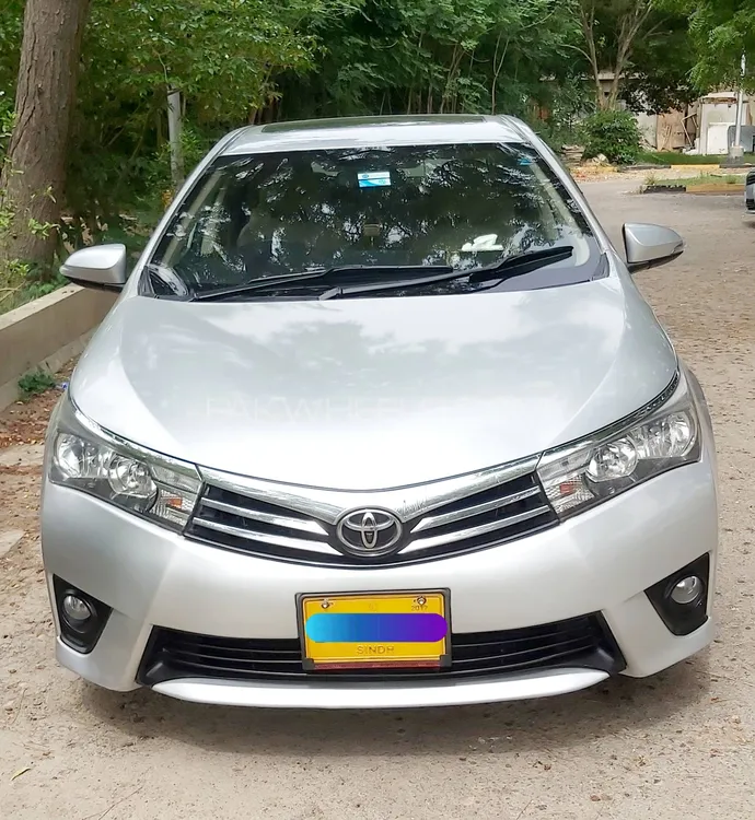 Toyota Corolla 2017 for Sale in Karachi Image-1