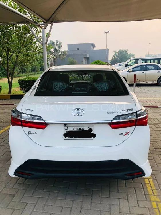 Toyota Corolla 2022 for Sale in Faisalabad Image-1