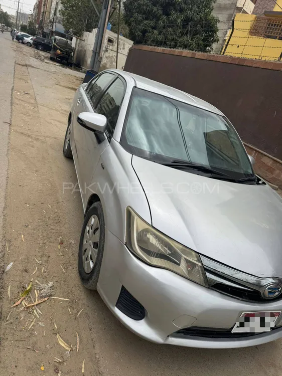 Toyota Corolla Axio 2018 for Sale in Karachi Image-1