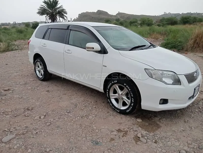 Toyota Corolla Fielder 2007 for Sale in Karak Image-1