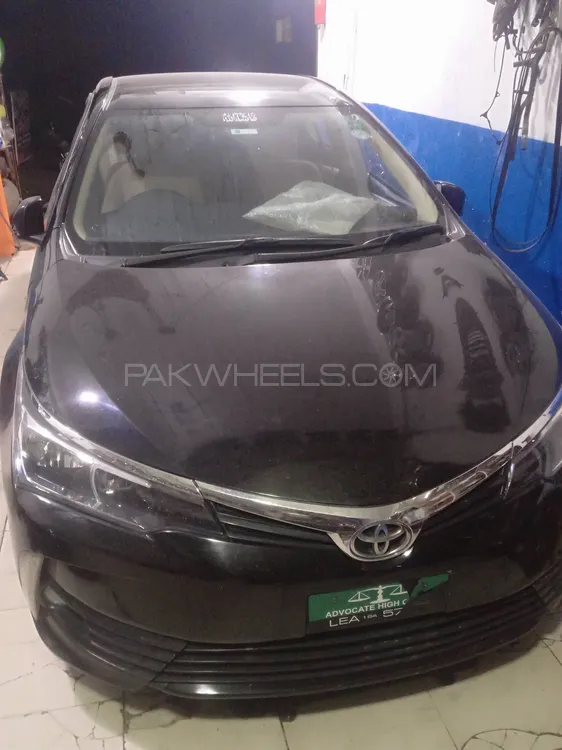 Toyota Corolla 2018 for Sale in Lahore Image-1