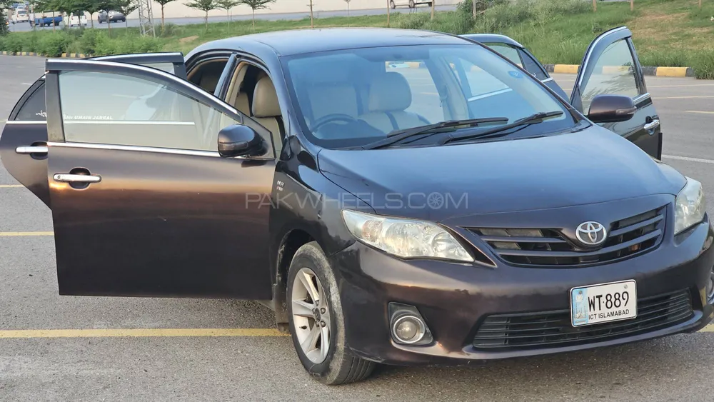 Toyota Corolla 2012 for Sale in Islamabad Image-1