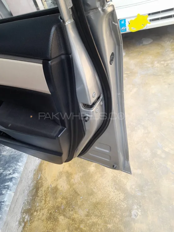 Toyota Corolla 2015 for Sale in Mardan Image-1