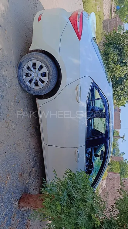 Toyota Corolla 2016 for Sale in Faisalabad Image-1