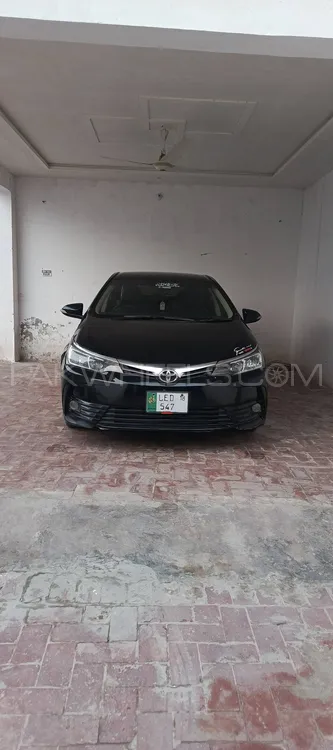 Toyota Corolla 2018 for Sale in Khanewal Image-1
