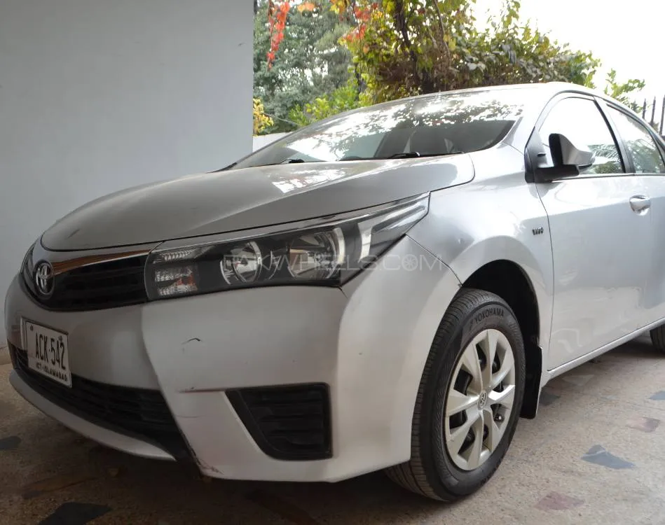 Toyota Corolla 2017 for Sale in Islamabad Image-1