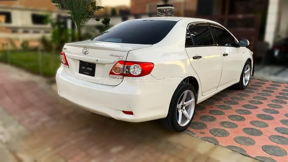 Toyota Corolla 2012 for Sale in Islamabad Image-1