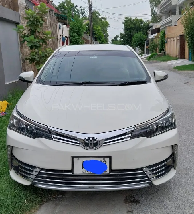 Toyota Corolla 2017 for Sale in Mardan Image-1