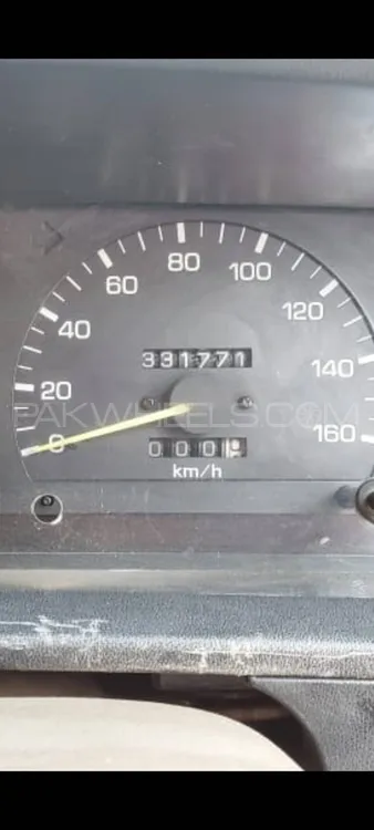 Toyota Hilux 1990 for Sale in Quetta Image-1