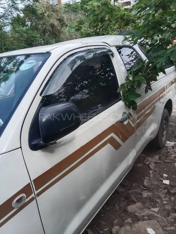 Toyota Hilux 2009 for Sale in Islamabad Image-1