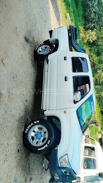 Toyota Hilux 2001 for Sale in Mansehra Image-1