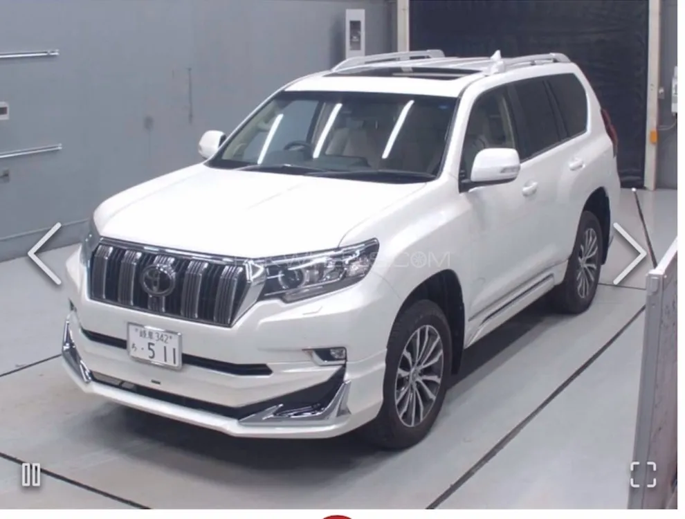 Toyota Prado 2018 for Sale in Karachi Image-1
