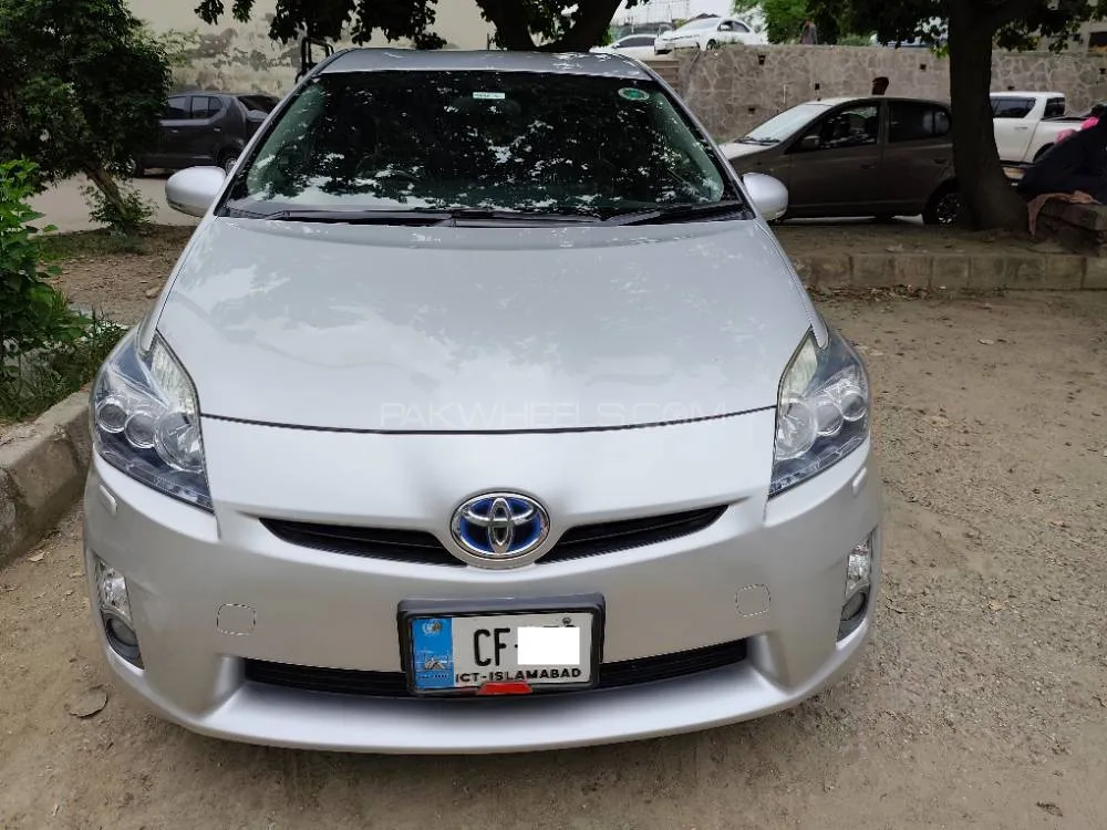 Toyota Prius 2011 for Sale in Islamabad Image-1