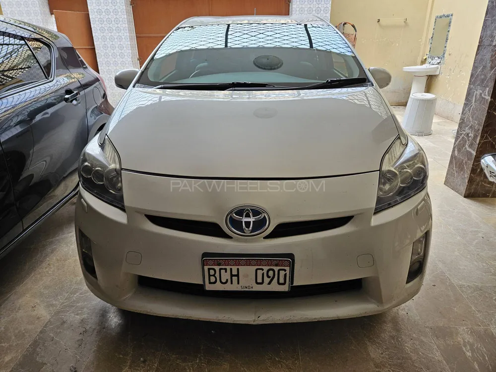 Toyota Prius 2011 for Sale in Hyderabad Image-1