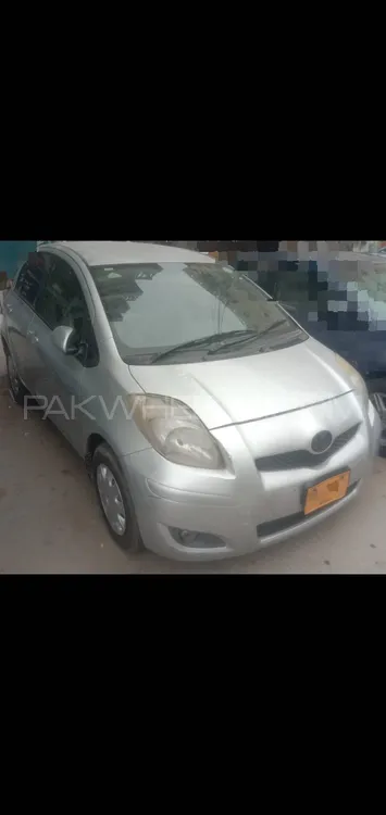 Toyota Vitz 2010 for Sale in Karachi Image-1
