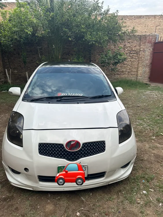 Toyota Vitz 2007 for Sale in Kohat Image-1