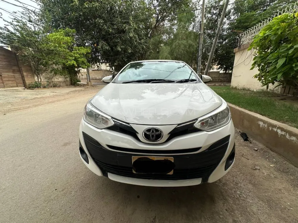 Toyota Yaris Sedan 2021 for Sale in Karachi Image-1